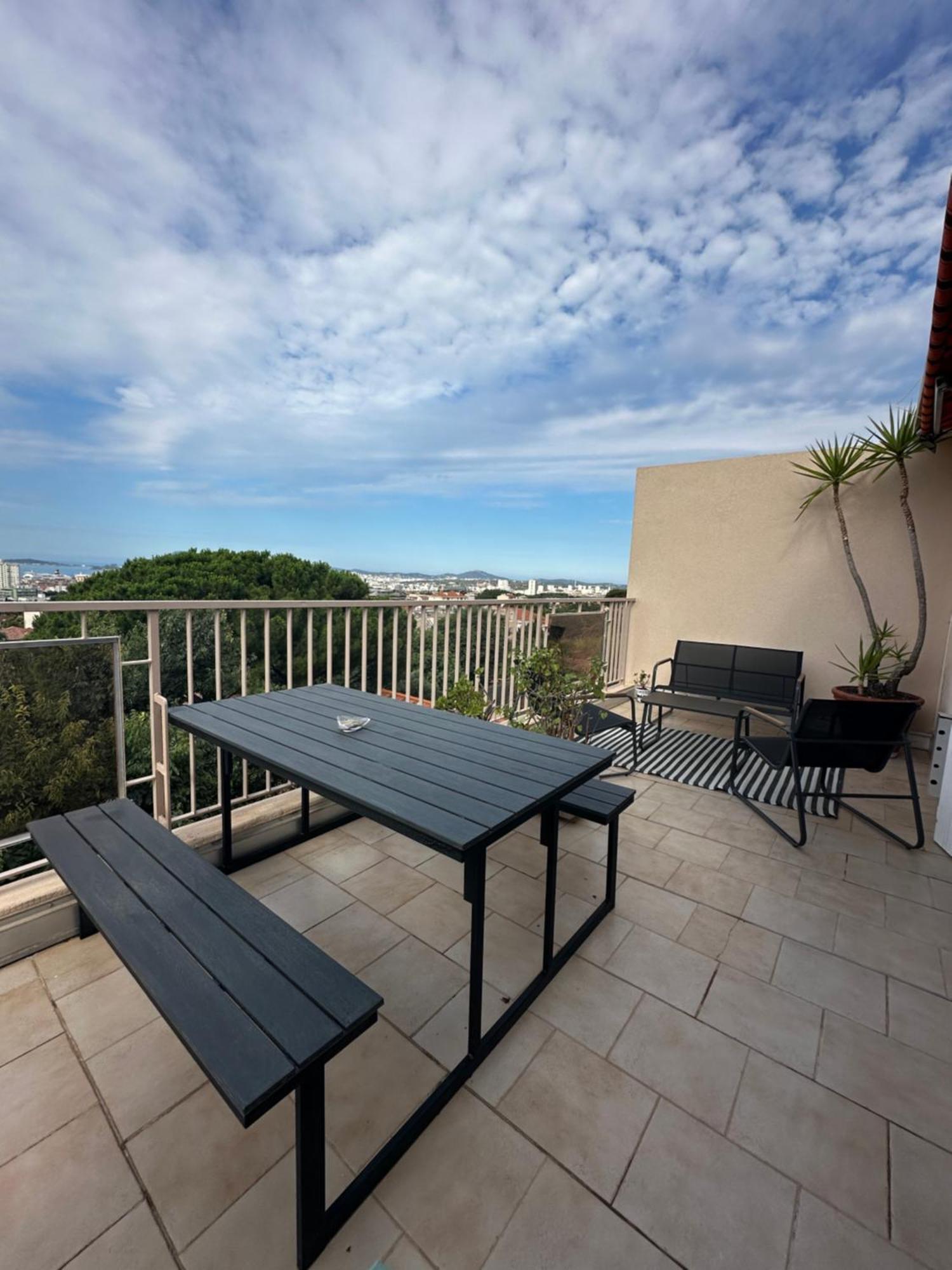T4 Avec Terrasse Et Garage Prive Διαμέρισμα Τουλόν Εξωτερικό φωτογραφία