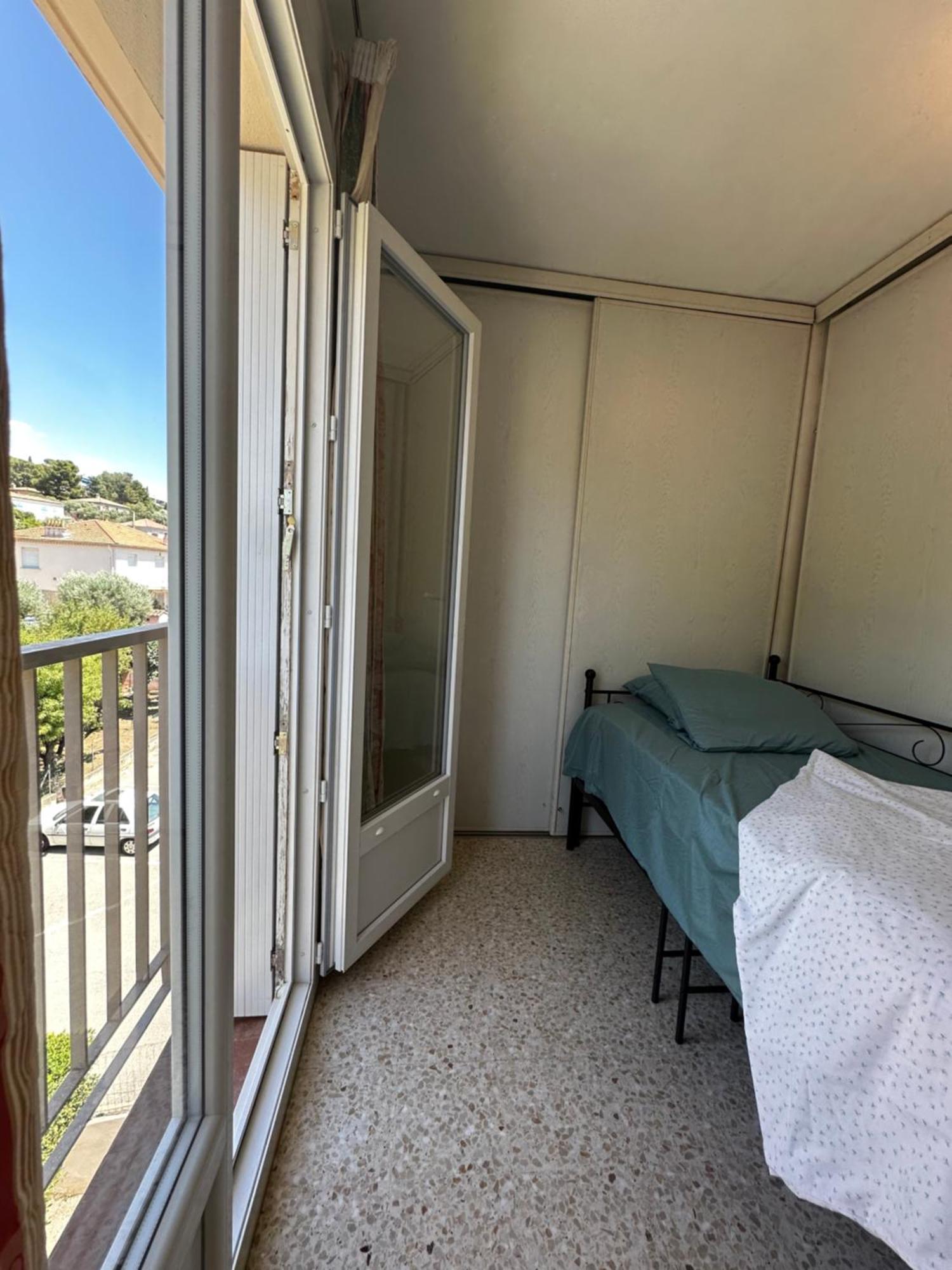 T4 Avec Terrasse Et Garage Prive Διαμέρισμα Τουλόν Εξωτερικό φωτογραφία